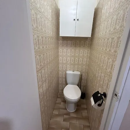 A Deux Pas De La * Nicea